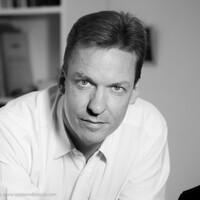 Stephan Loges image