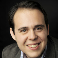 SSamuel Sakker (A dark haired man)