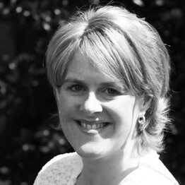 Gillian Webster image